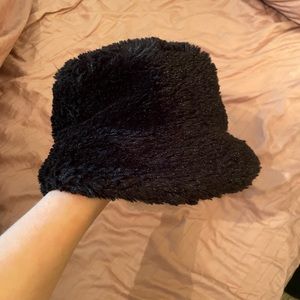 Black furry bucket hat
